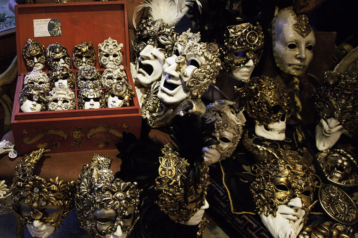 Venice_Italy_Masks (DeenaDanielle)