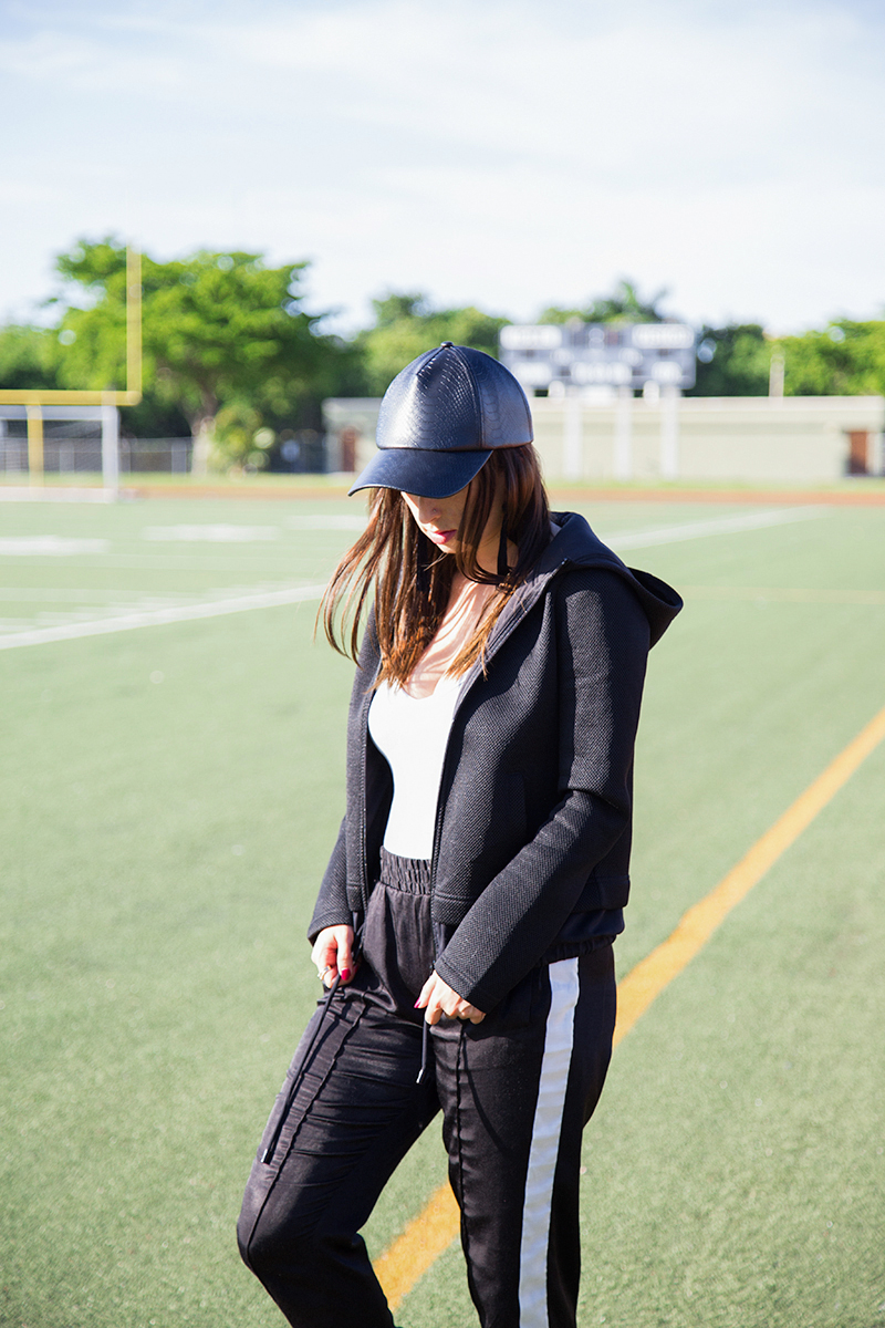 Athleisure Style featured by popular Los Angeles fashion blogger, Nomad Moda