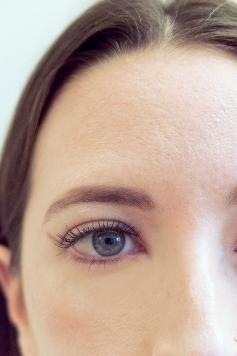 Eyeshadow as Eyeliner Beauty Tricks & Tips Nomad Moda